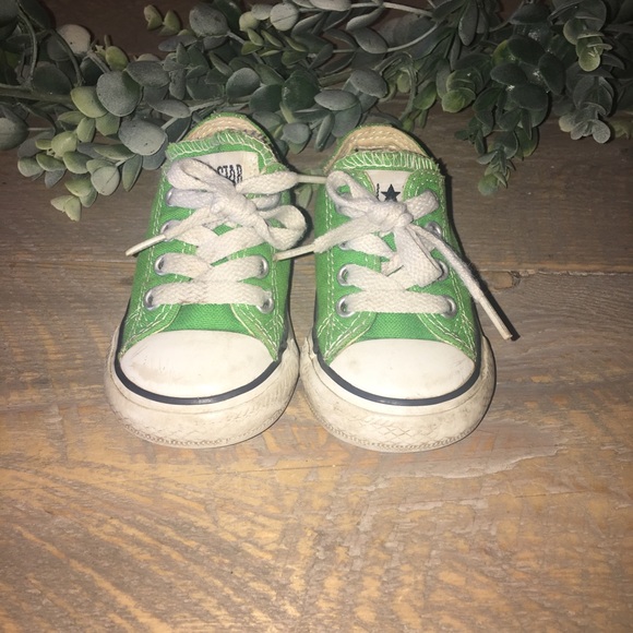green baby converse